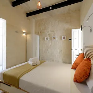 Private With Bathroom In Valletta